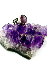 Load image into Gallery viewer, Tourmaline Curb Chain Ring
