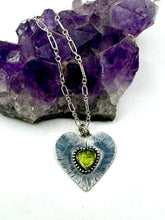 Load image into Gallery viewer, Peridot Lovers Beam Necklace
