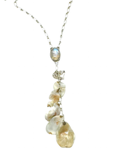 Load image into Gallery viewer, Moonstone Seashell Drip Necklace
