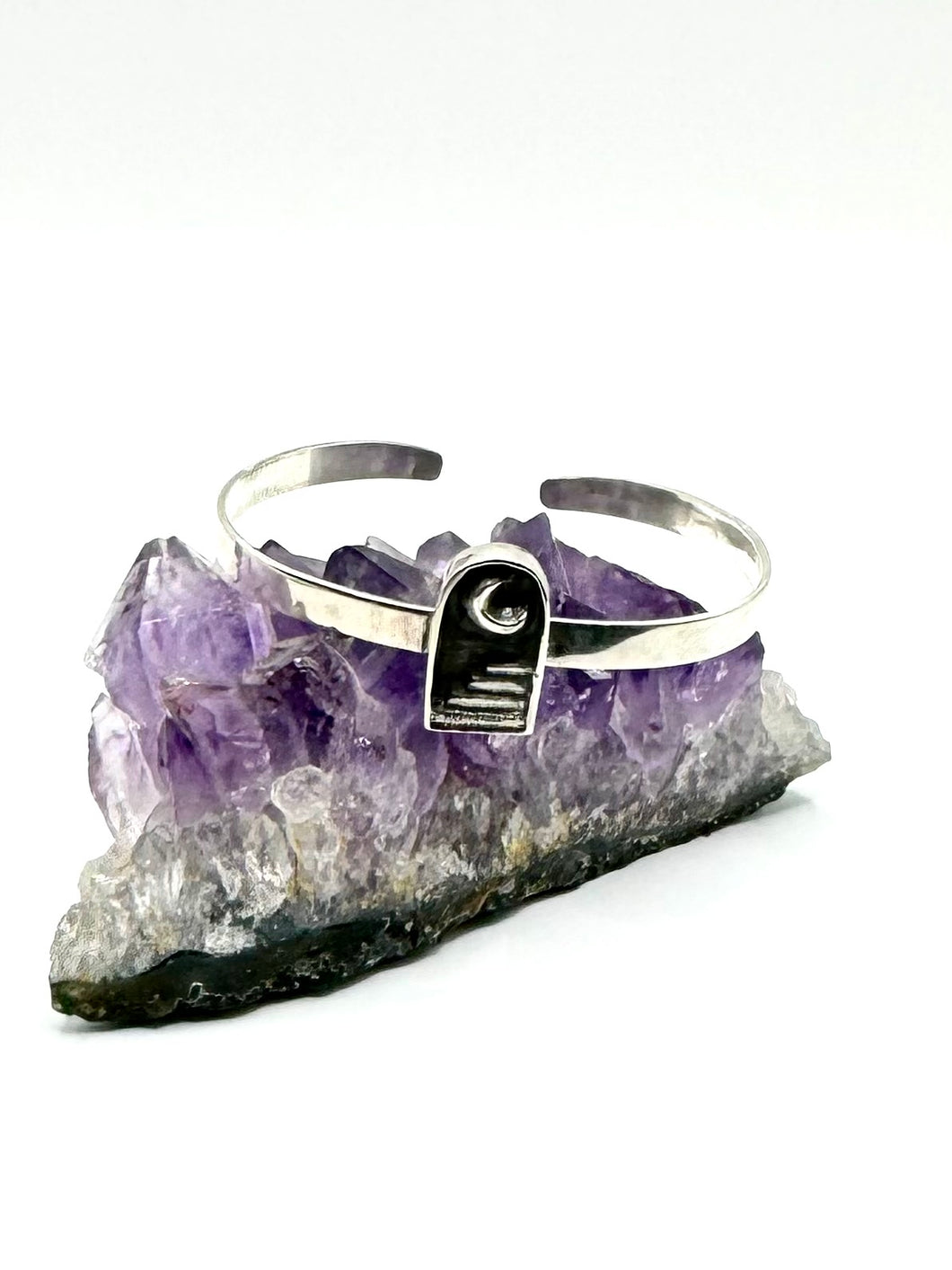 Signature Portal Cuff