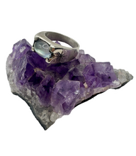 Load image into Gallery viewer, Hand Carved Moonstone Starburst Ring
